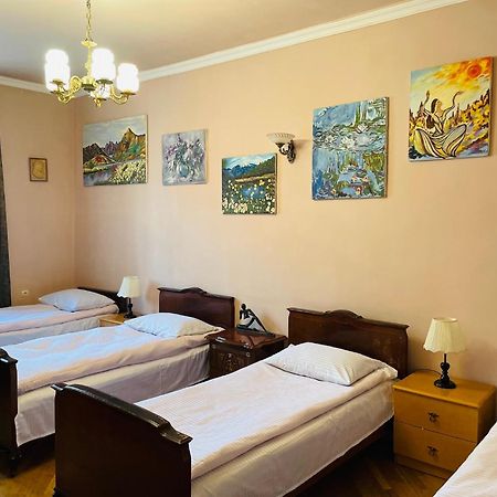 Bright And Modern 4Br Apartment - Center Of Yerevan Bagian luar foto