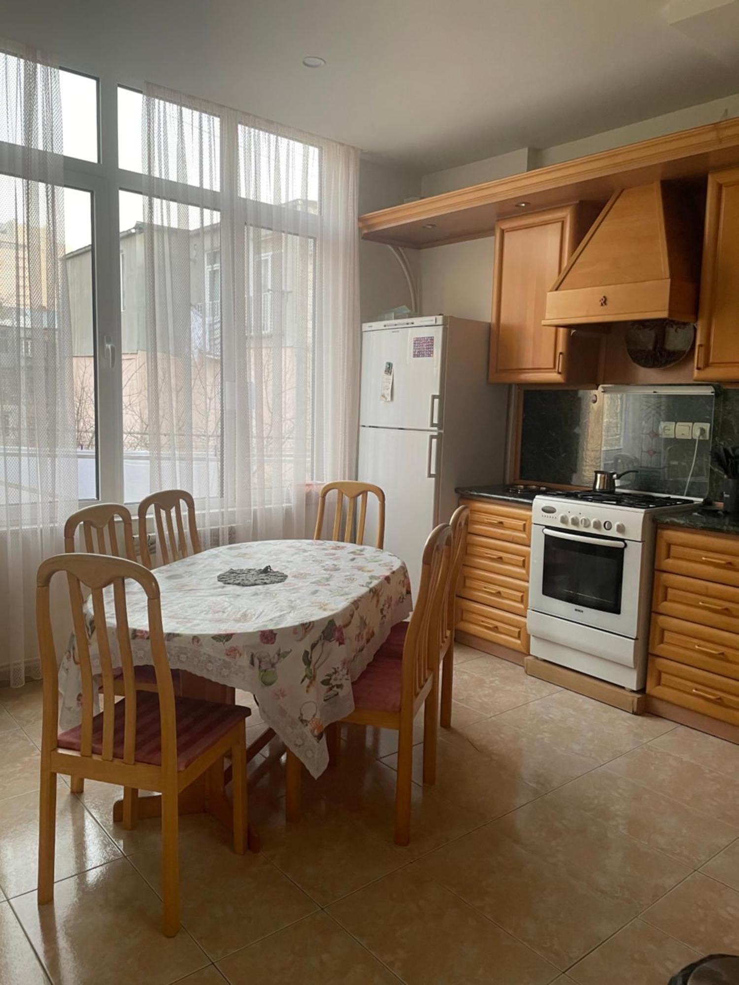 Bright And Modern 4Br Apartment - Center Of Yerevan Bagian luar foto