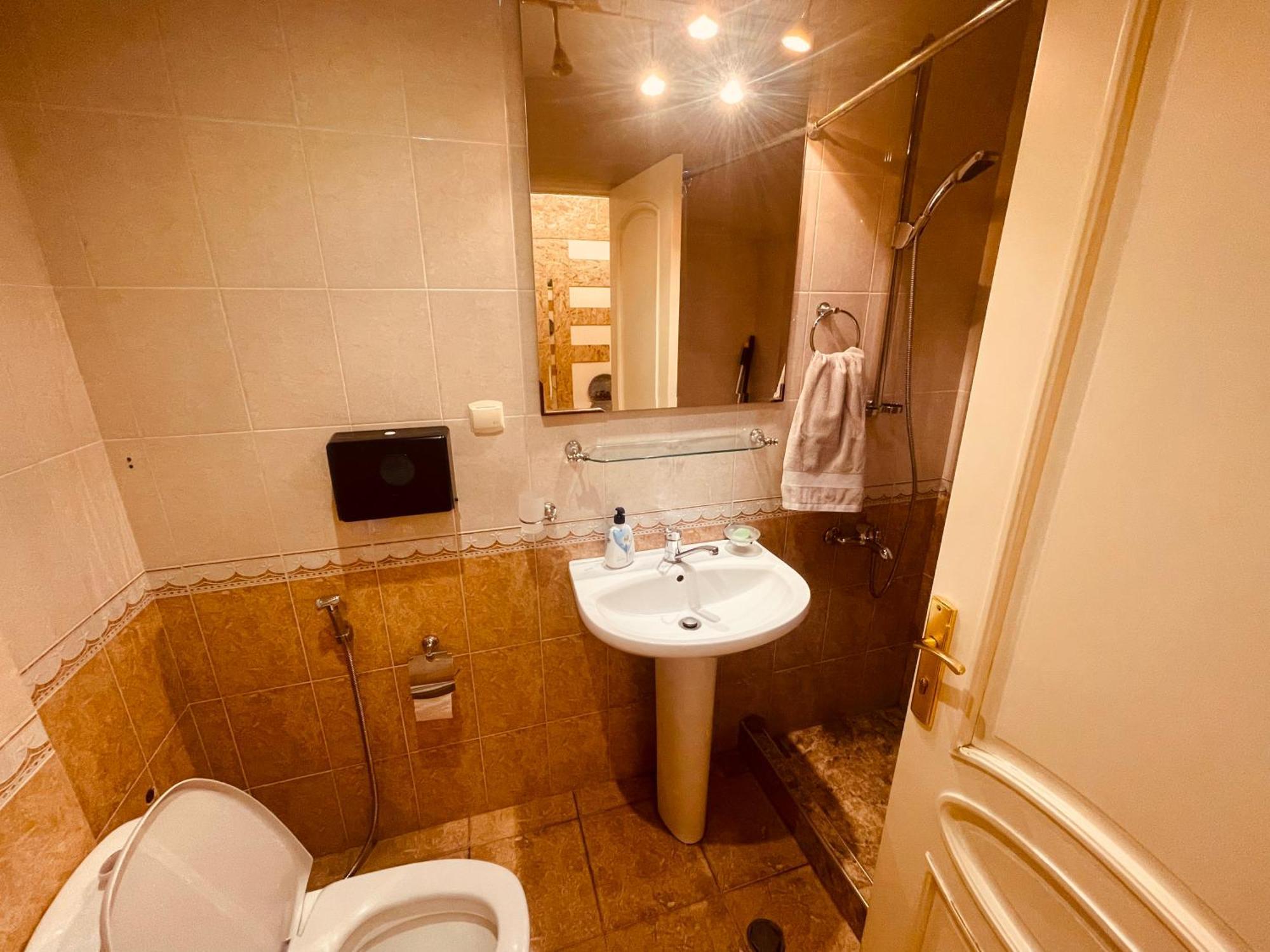 Bright And Modern 4Br Apartment - Center Of Yerevan Bagian luar foto