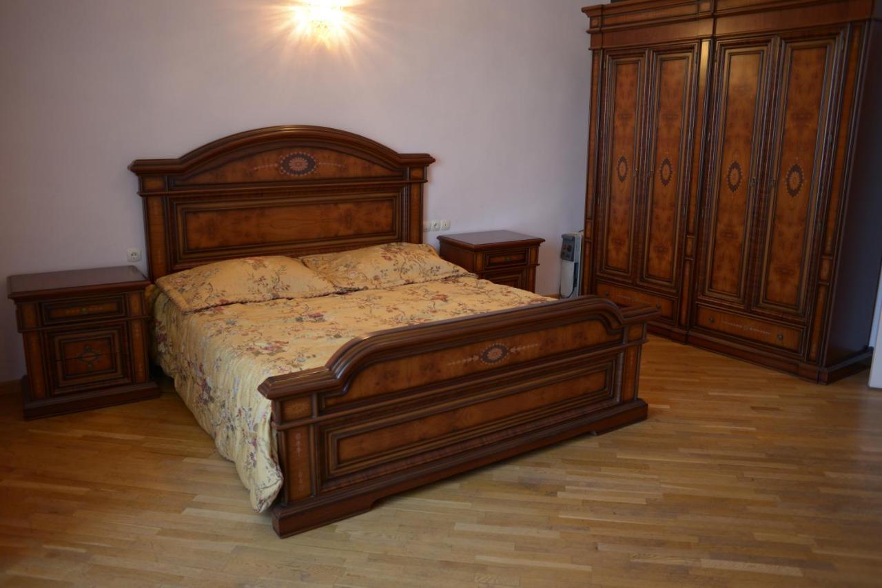 Bright And Modern 4Br Apartment - Center Of Yerevan Bagian luar foto