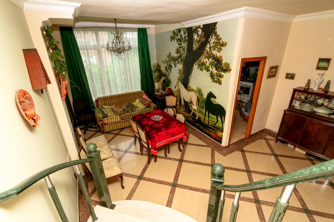 Bright And Modern 4Br Apartment - Center Of Yerevan Bagian luar foto
